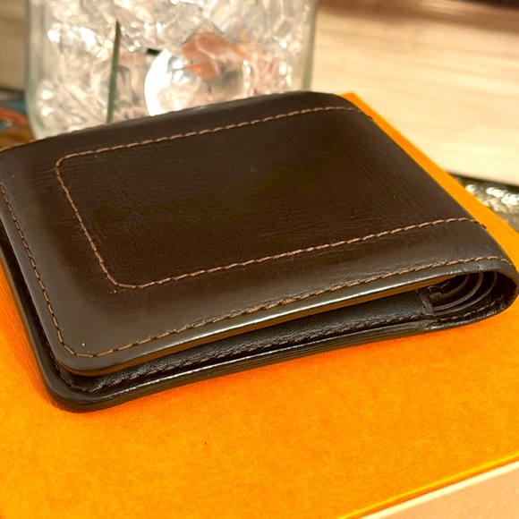 Louis Vuitton Man’s Wallet A Rare pice Large Taiga LV - Picture 15 of 16